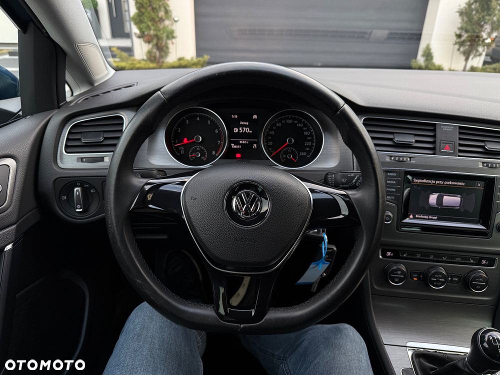 Volkswagen Golf 1.2 TSI BMT Trendline Perfectline - 20