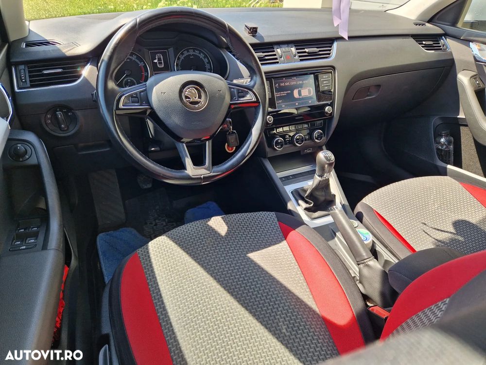 Skoda Octavia - 7