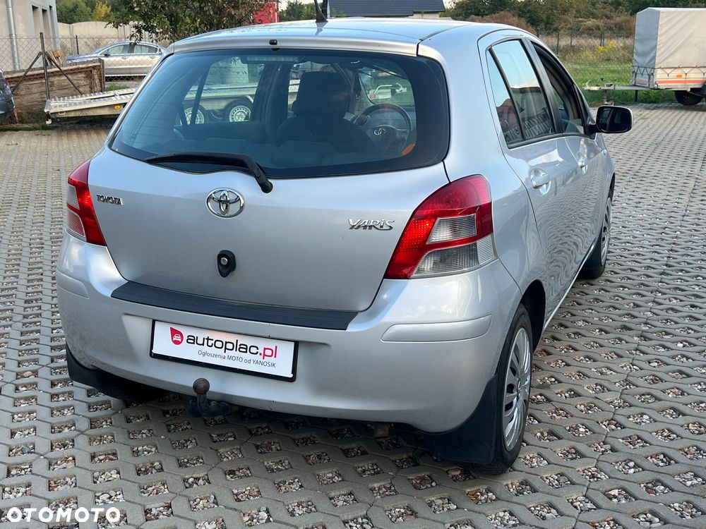 Toyota Yaris 1.4 D-4D Cool - 5
