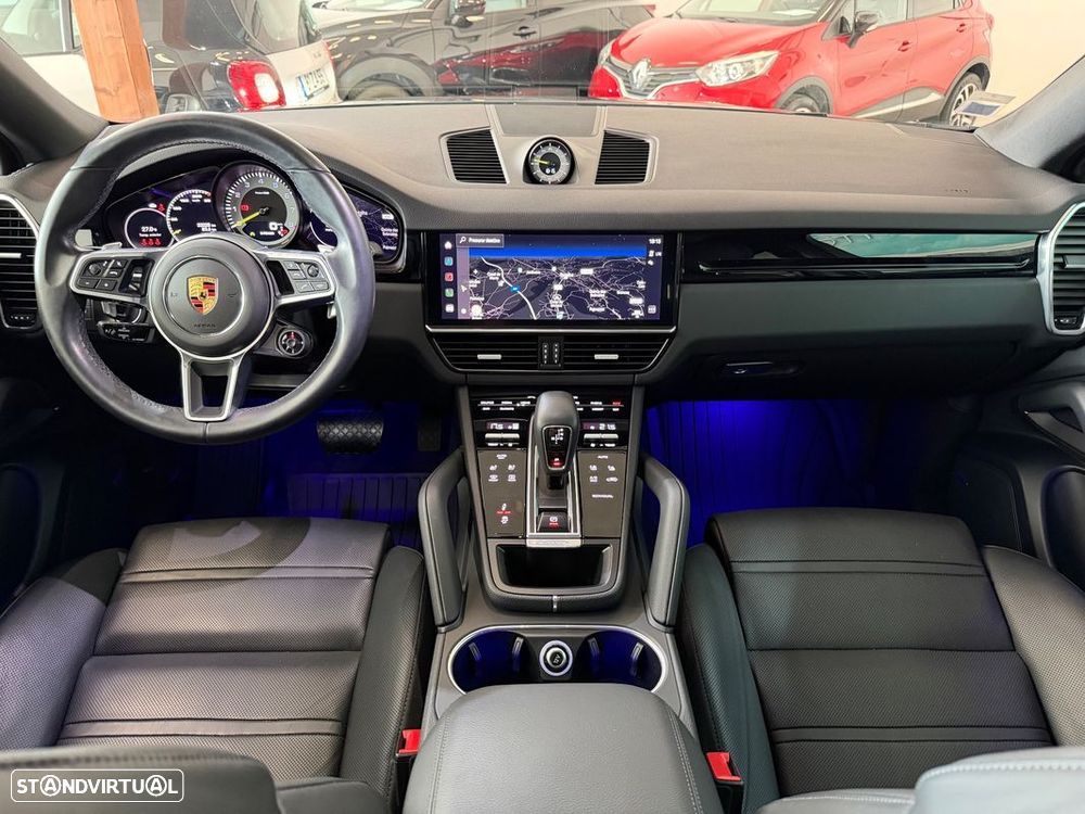 Porsche Cayenne Coupé E-Hybrid Platinum Edition - 18