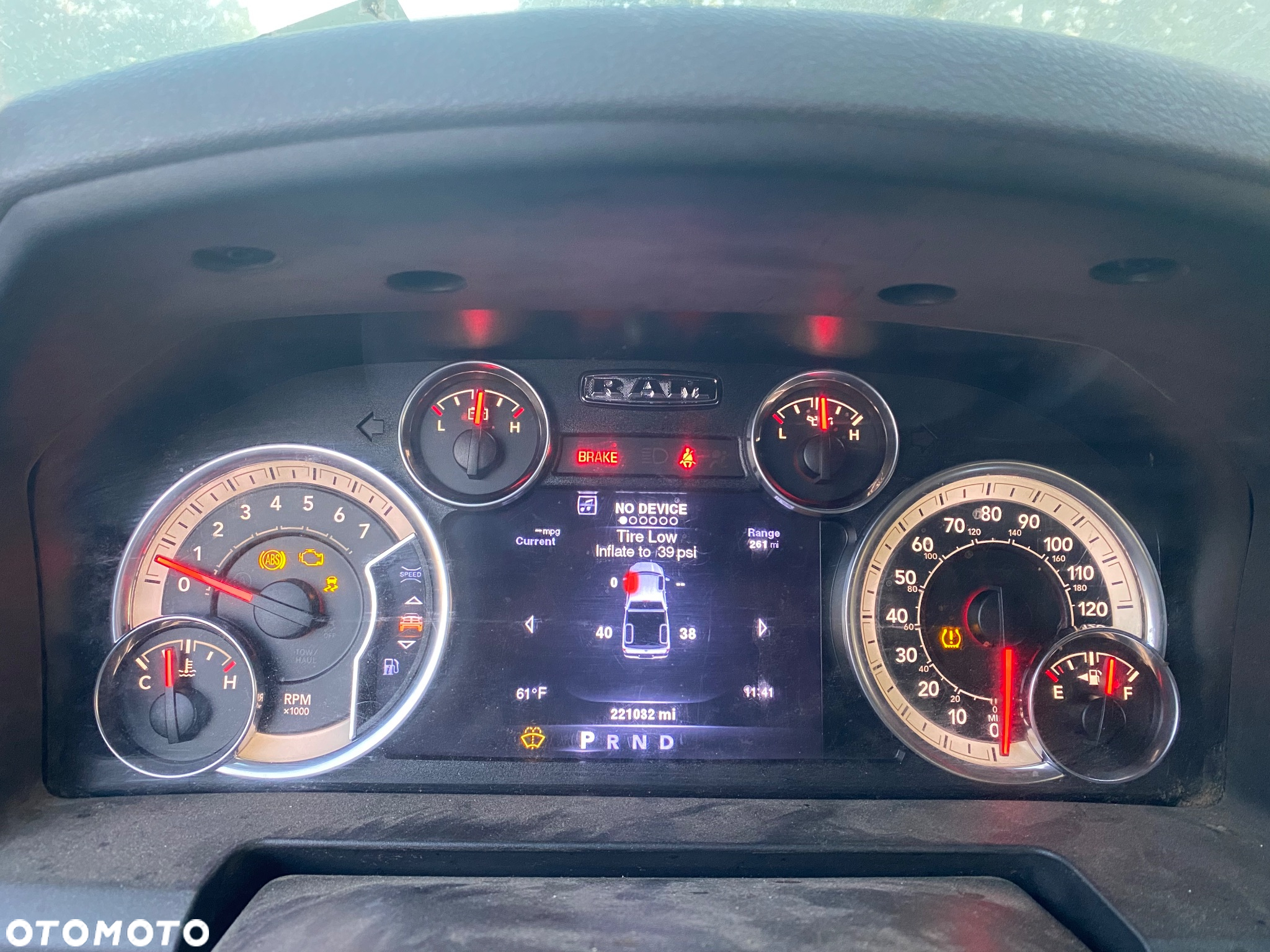 Dodge RAM 1500 5.7 4x4 - 6