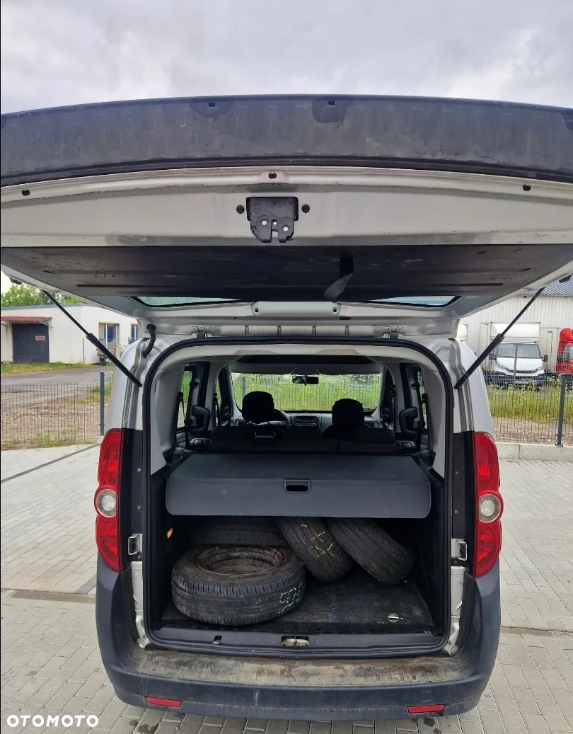 Opel Combo - 11