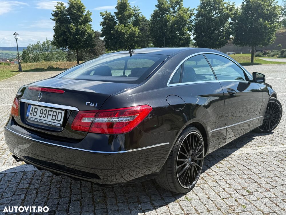 MERCEDES-BENZ E-Class 2012 — imagine 4