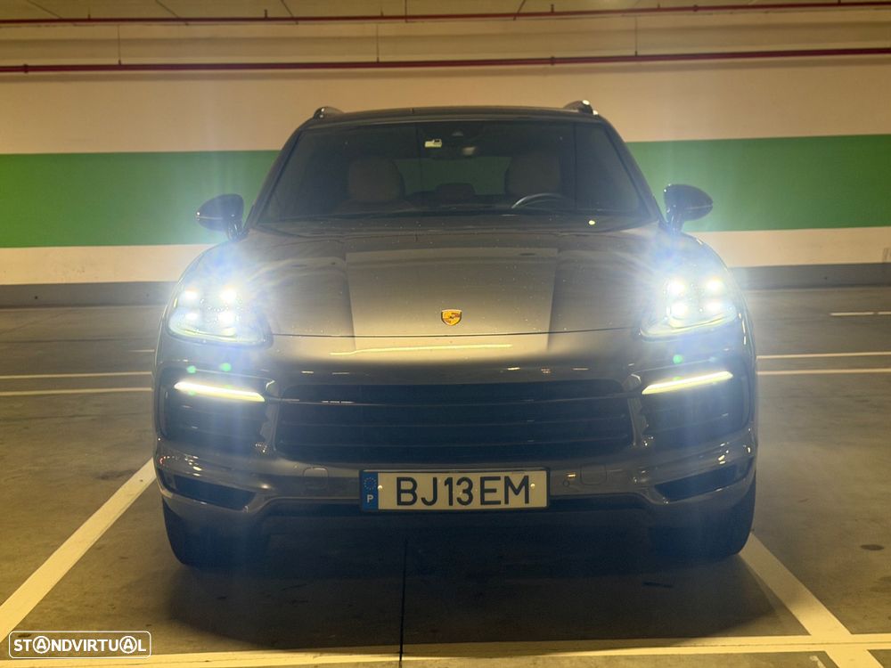 Porsche Cayenne E-Hybrid - 3