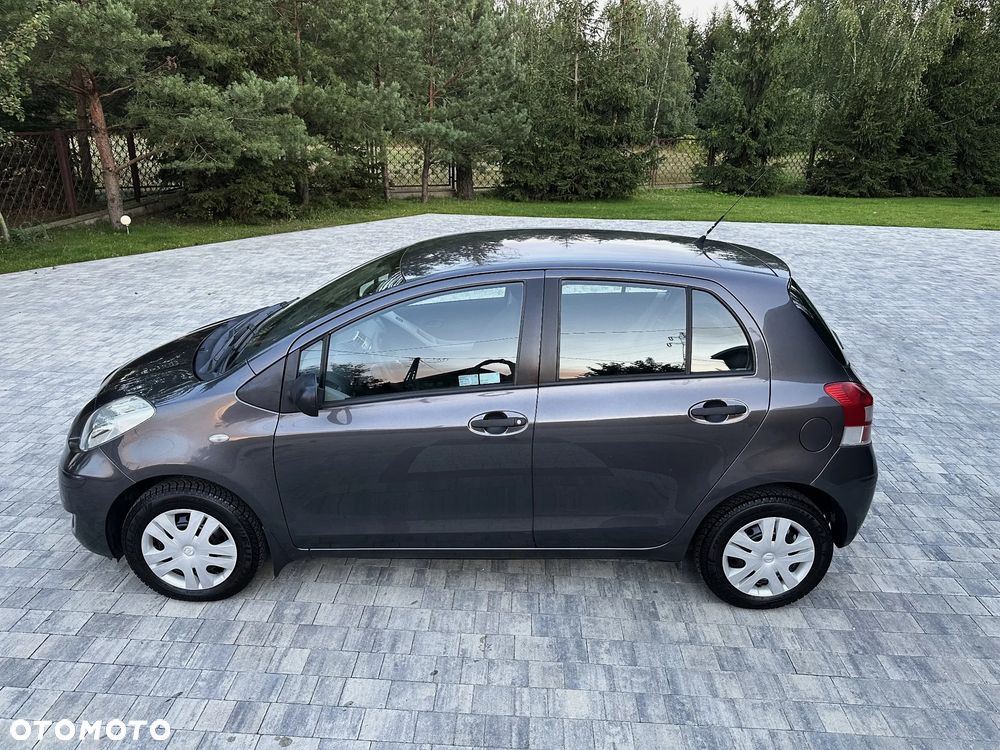 Toyota Yaris 1.0 Terra A/C - 2