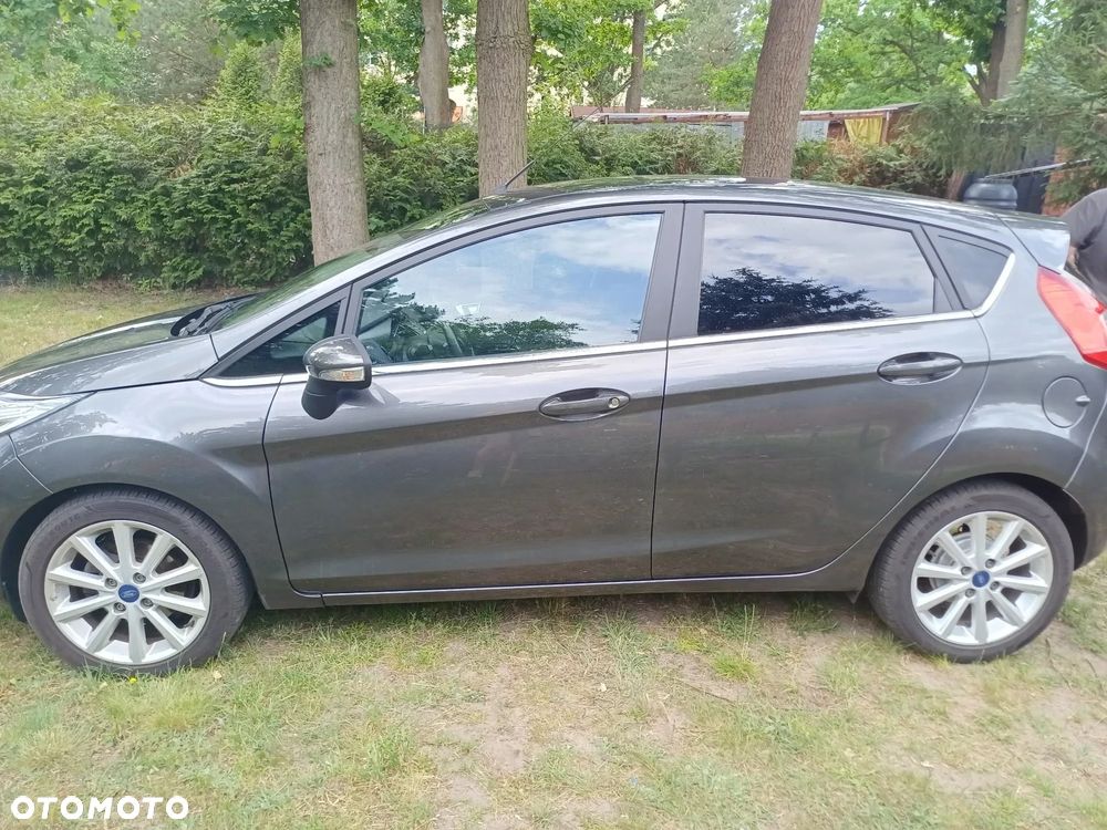 Ford Fiesta 1.0 EcoBoost S&S TITANIUM - 1