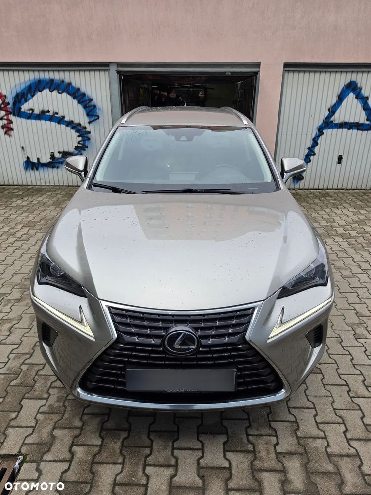 Lexus NX 300h Elegance AWD - 3