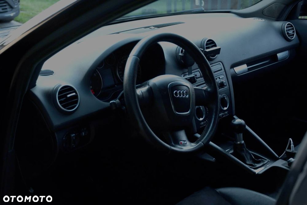 Audi A3 Sportback 2.0 TFSI quattro Ambiente - 5