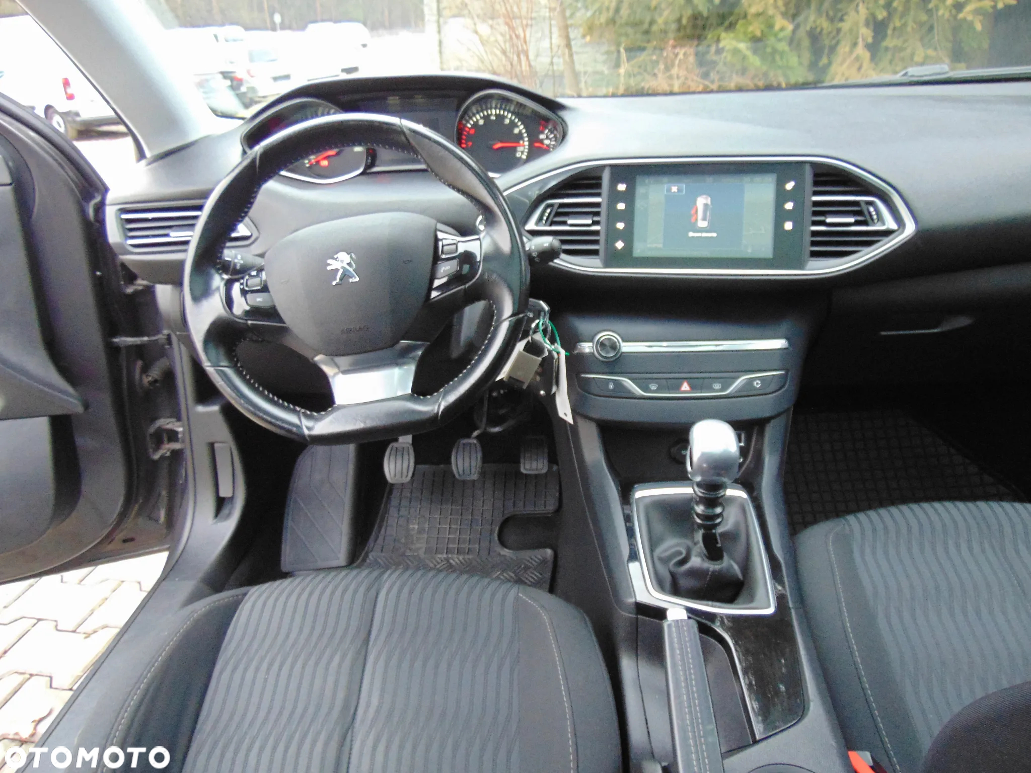 Peugeot 308 1.2 PureTech Active S&S - 4