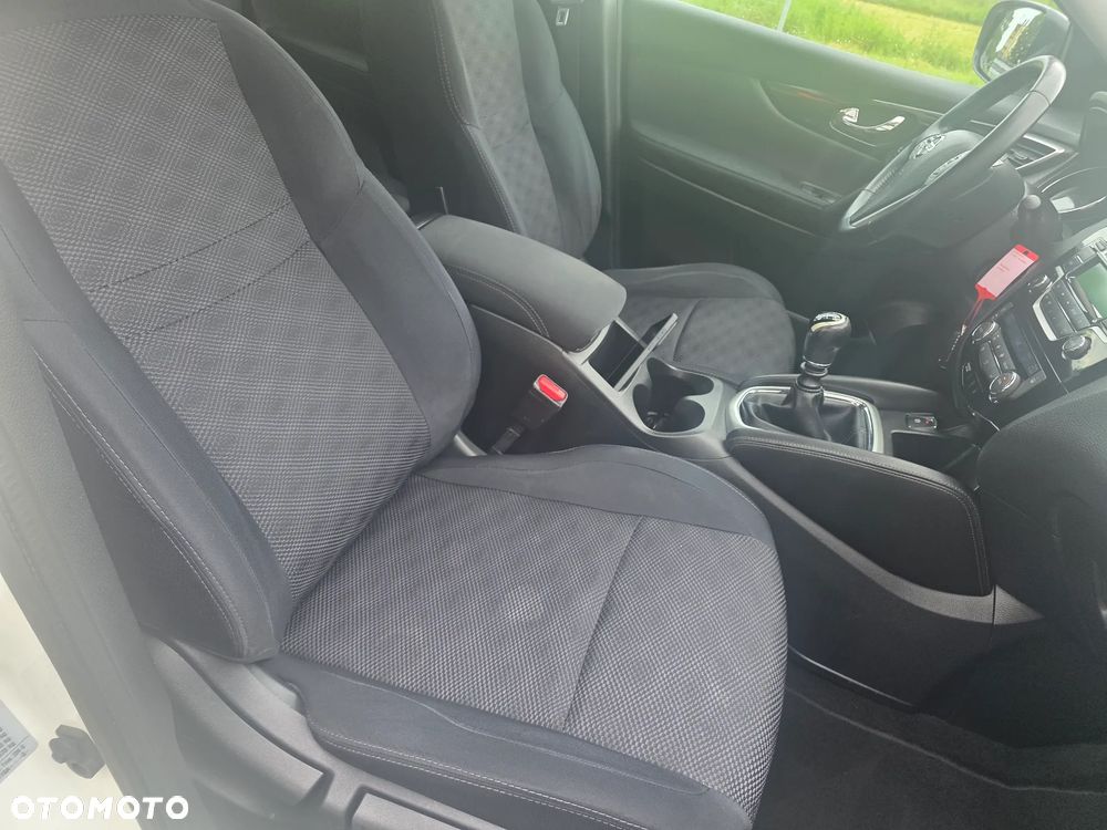 Nissan Qashqai 1.5 dCi DPF visia ECO - 15