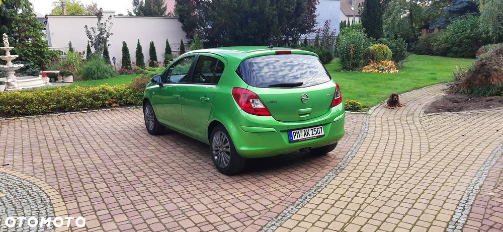 Opel Corsa 2013 photo 3
