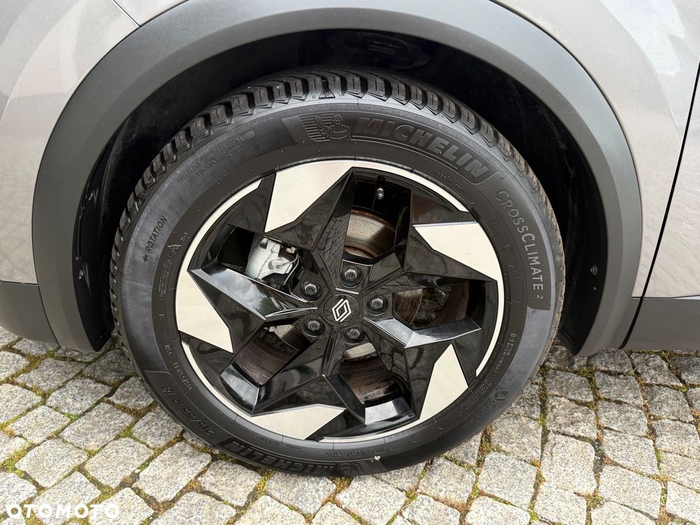 Renault Captur TCe Mild Hybrid 140 EDC GPF TECHNO - 34
