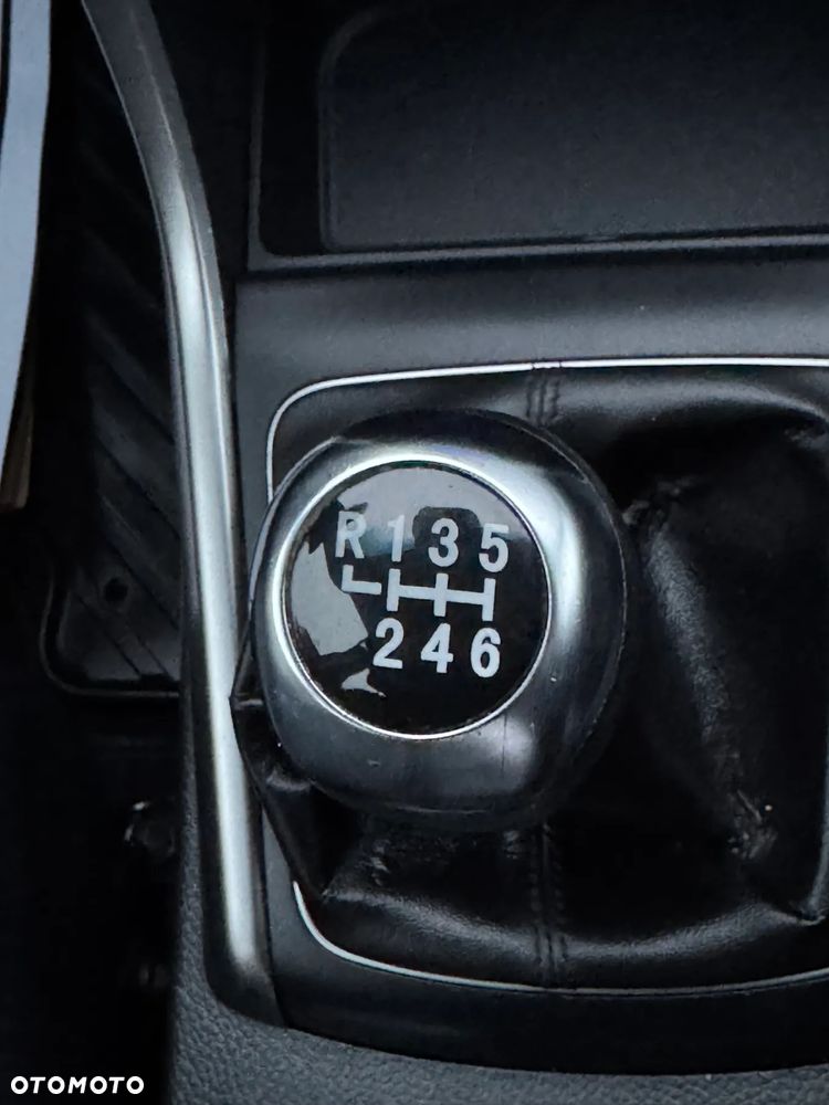 Hyundai i30 1.6 CRDi Premium - 13