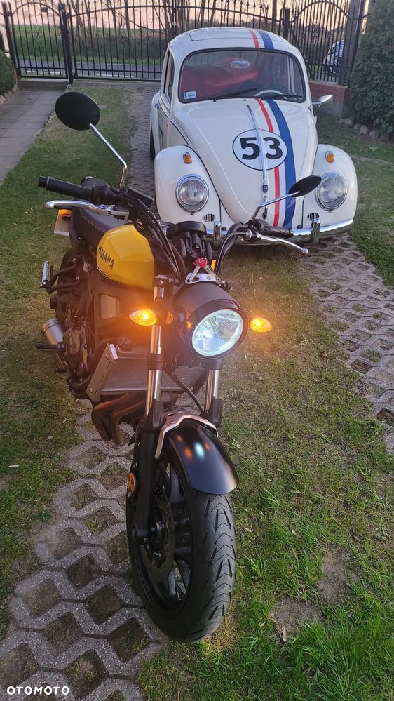 Yamaha XSR - 6