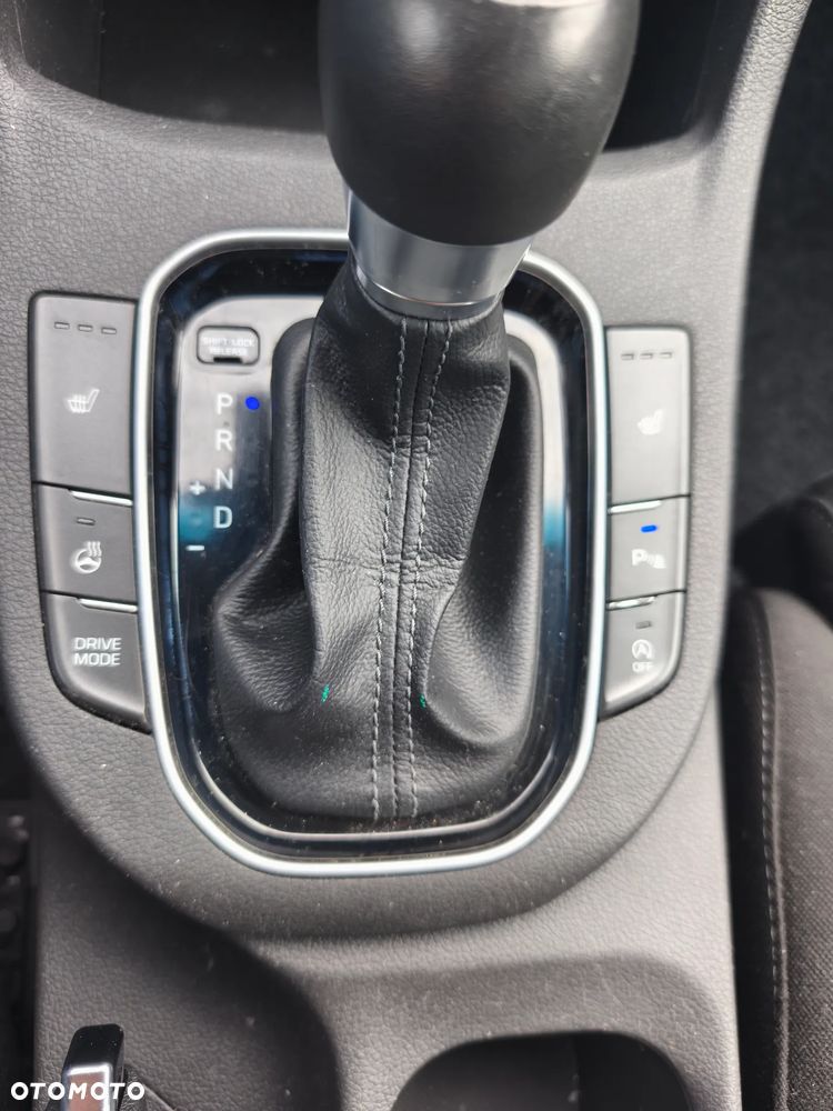 Hyundai i30 - 25