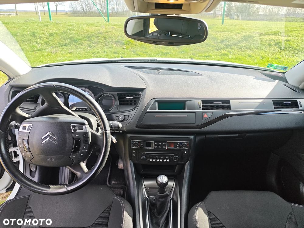 Citroën C5 2.0i 16V Dynamique - 8