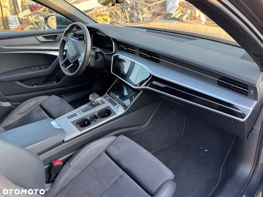 Audi S6 Avant - 25