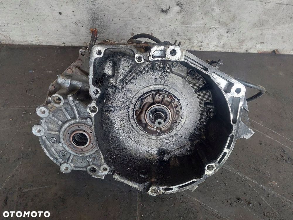 SKRZYNIA BIEGÓW OPEL VECTRA C 1.9 CDTI AF40 55559861 - 1