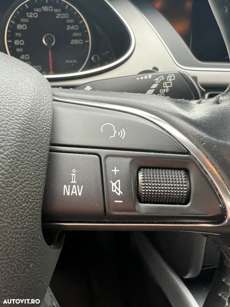 Audi A4 2.0 TDI Multitronic - 31