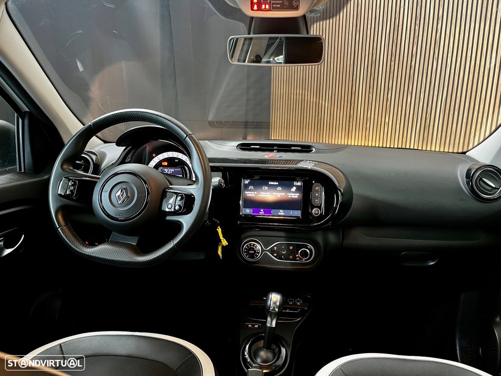 Renault Twingo E-Tech. 22 Urban Night - 23
