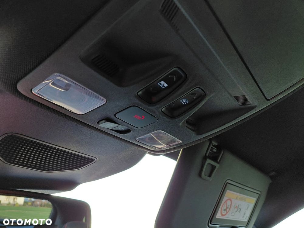 Ford Kuga 2.0 EcoBlue AWD ST-Line X - 35