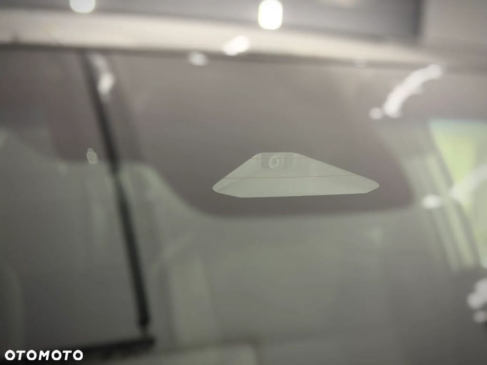 Toyota Camry 2.5 Hybrid Prestige CVT - 28