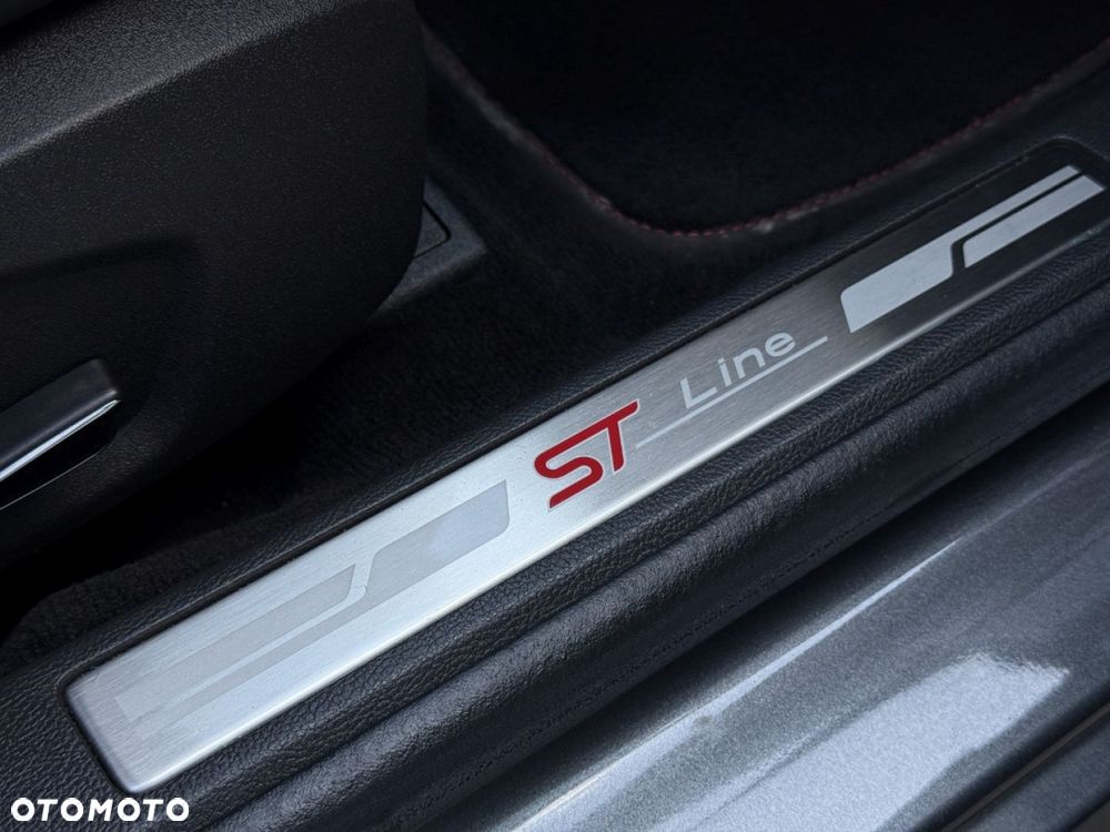 Ford Mondeo - 29