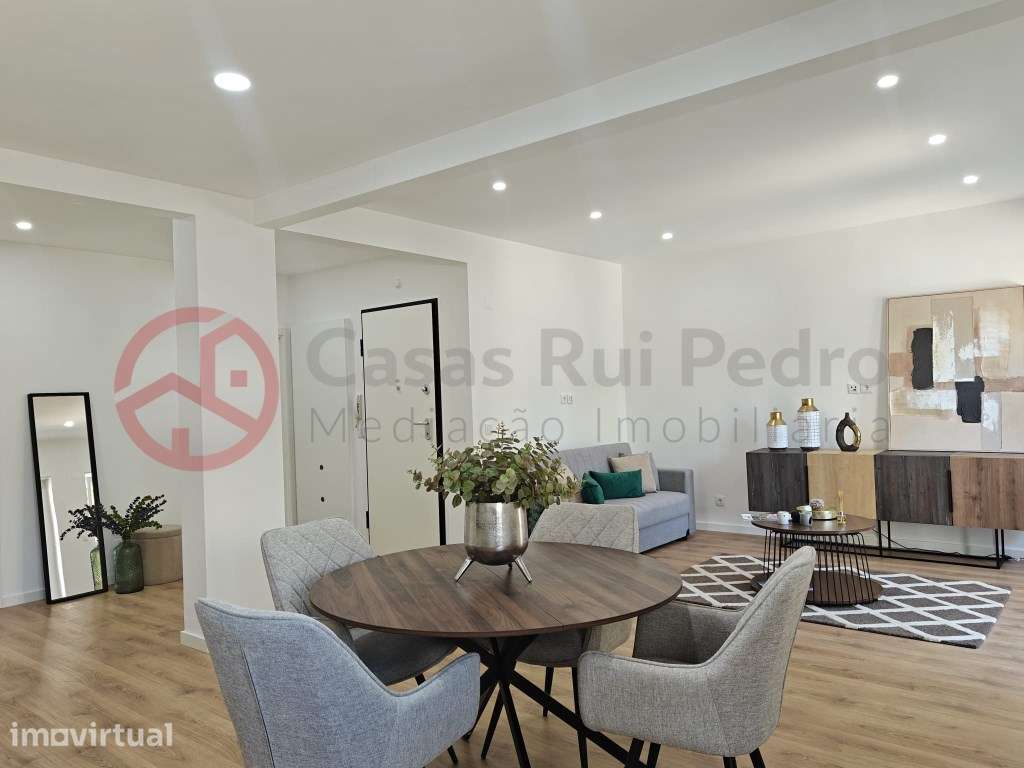 Apartamento T3 totalmente remodelado com elevador em Benfica, Lisboa - Grande imagem: 2/30