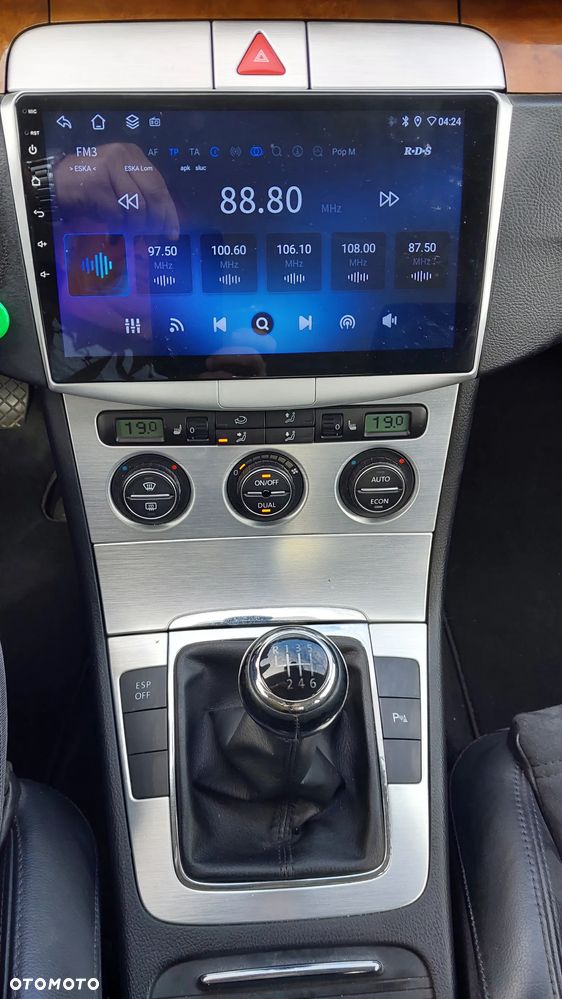 Volkswagen Passat 2.0 TSI Individual - 19