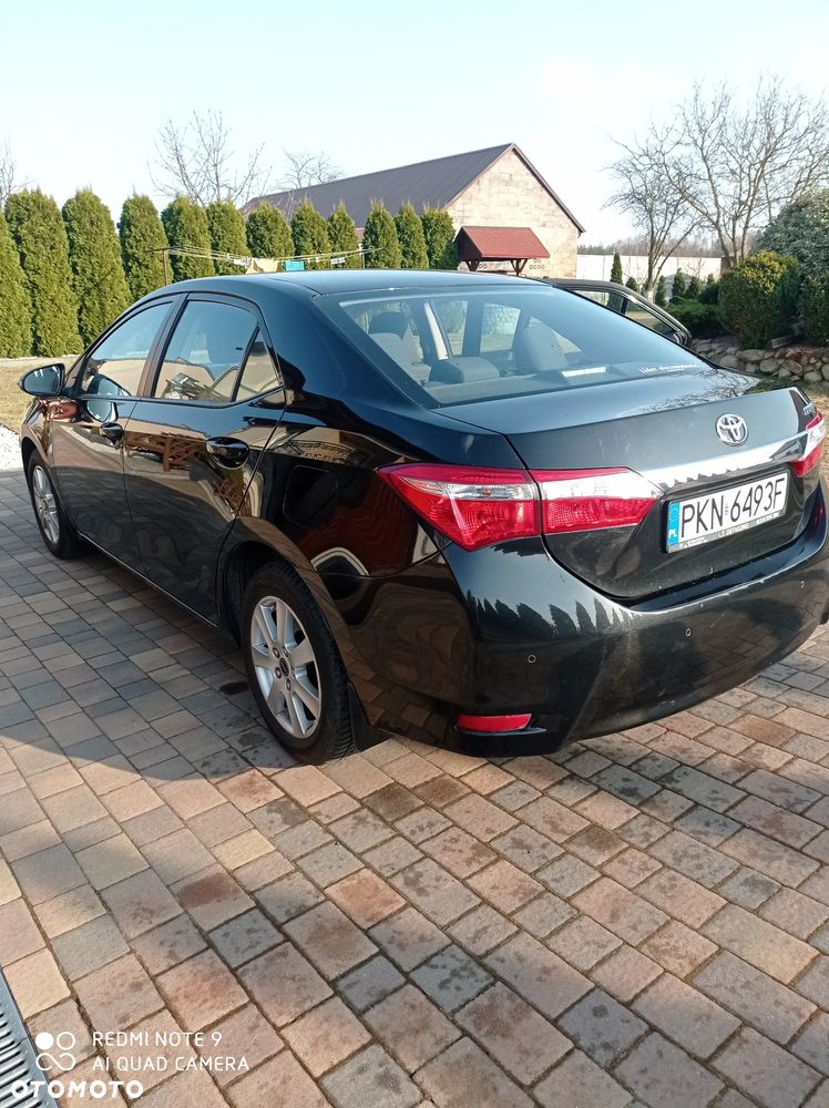 Toyota Corolla 1.6 Active - 12