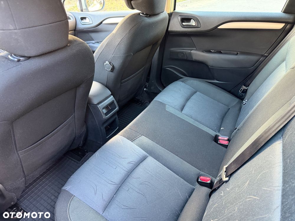 Citroën C4 1.6 HDi Attraction - 13