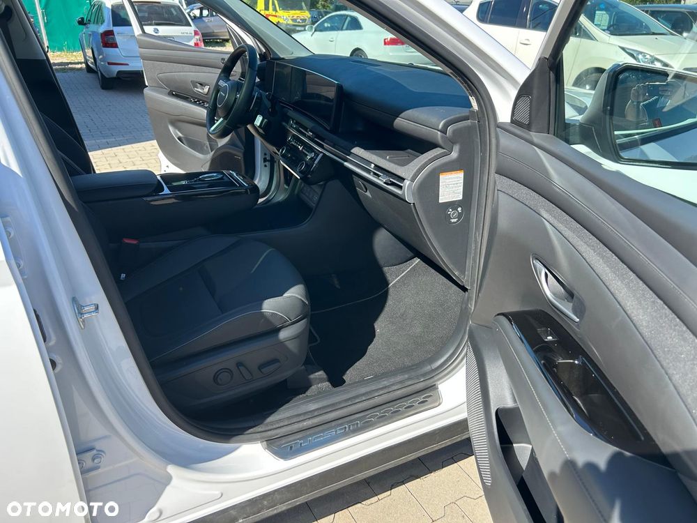Hyundai Tucson 1.6 T-GDi HEV Platinum 4WD - 27