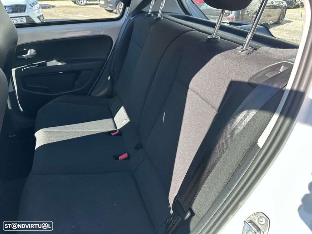 VW Up! 1.0 Move - 11