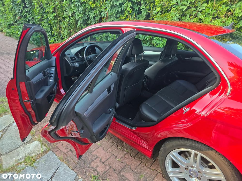 Mercedes-Benz Klasa C 350 CDI Avantgarde 4-Matic - 14