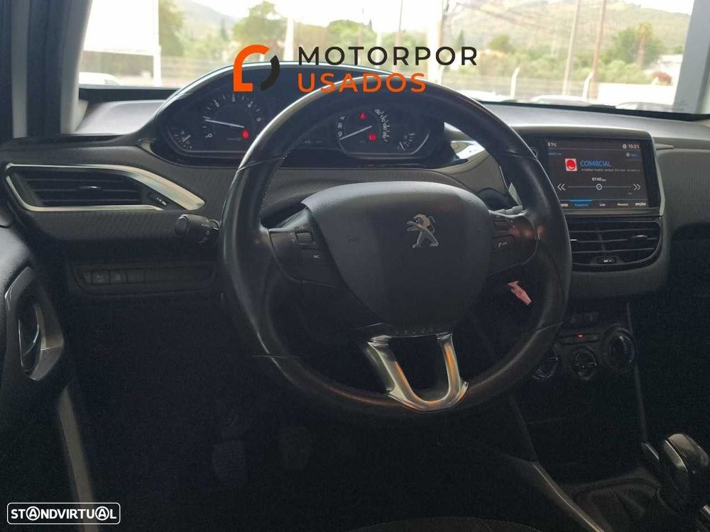 Peugeot 2008 1.6 BlueHDi Style - 10