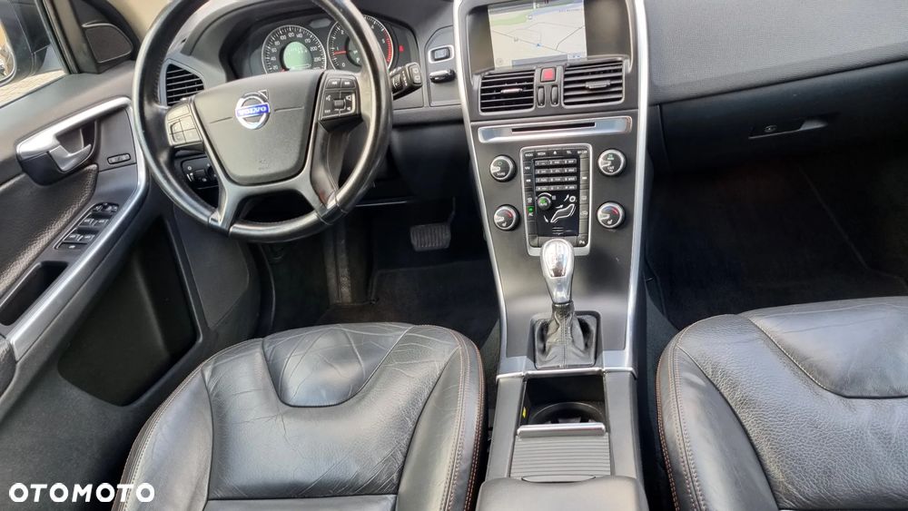 Volvo XC 60 D3 Geartronic Momentum - 14