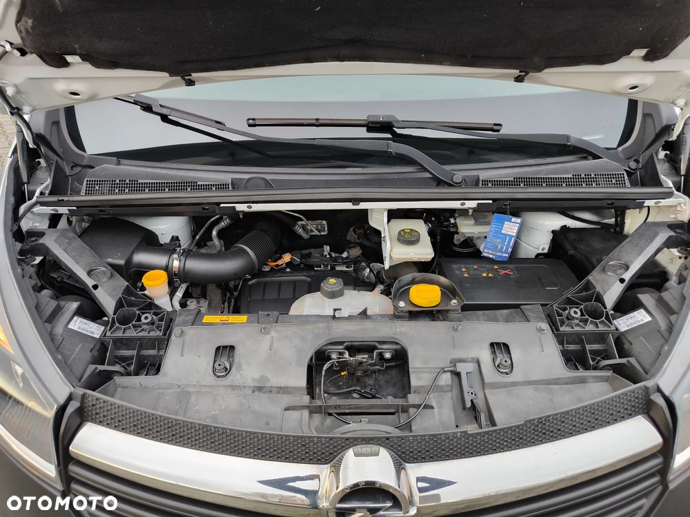 Opel Vivaro - 21