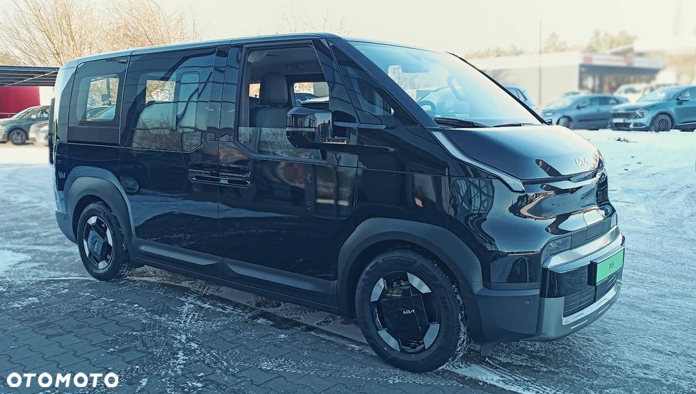 Kia PV5 - 5