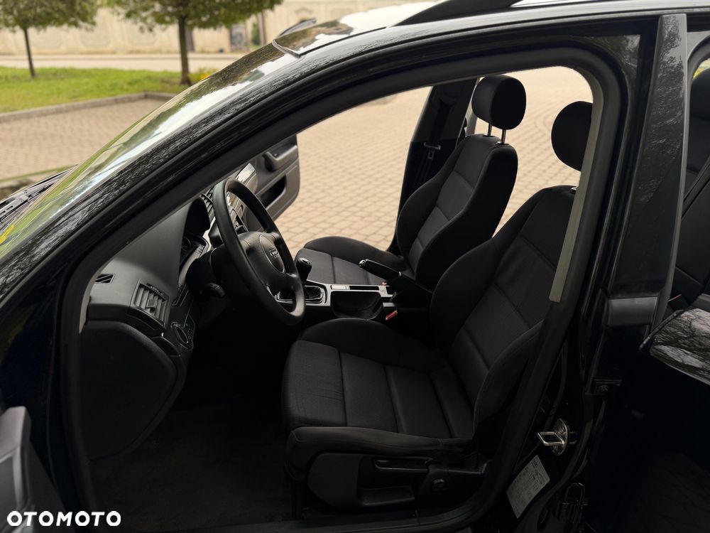 Audi A4 Avant - 9