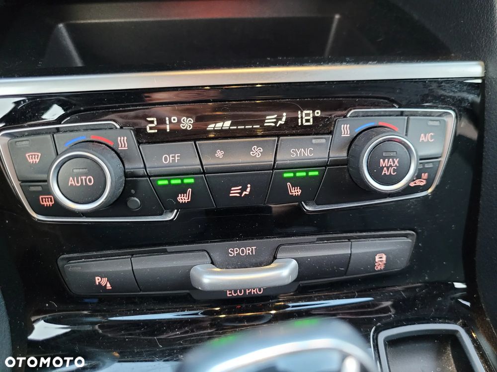BMW Seria 2 218d Advantage - 6