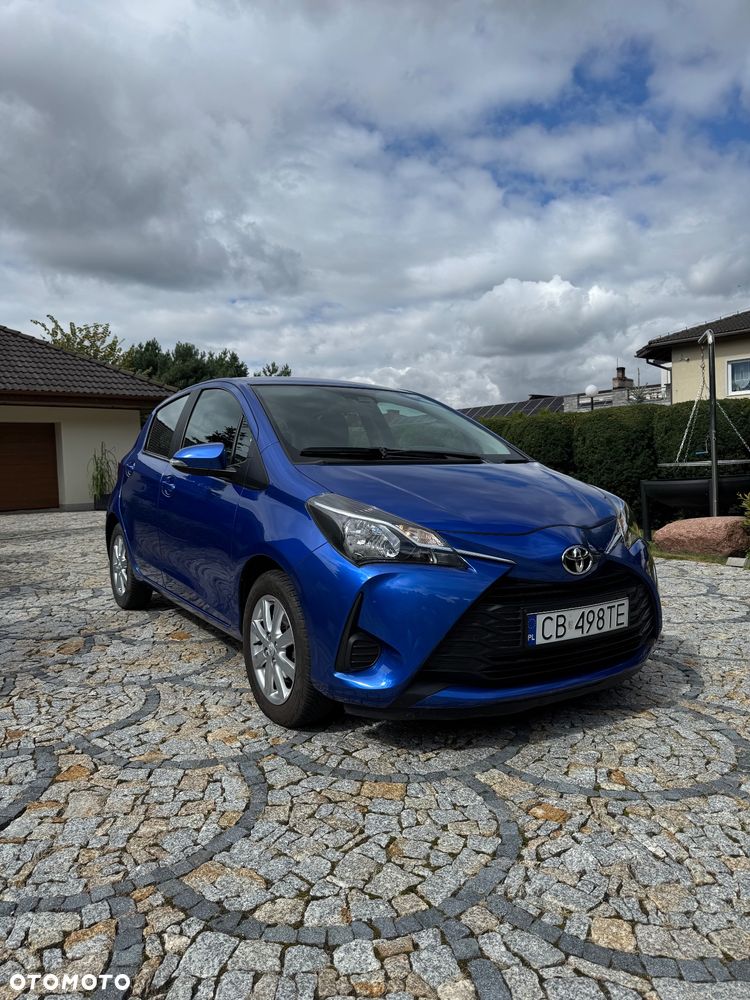 Toyota Yaris 1.0 Premium EU6 - 7