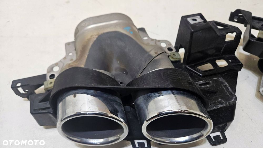 końcówki wydechu lewy prawy mercedes w206 a206 amg a2064900502 a2064900602 - 2