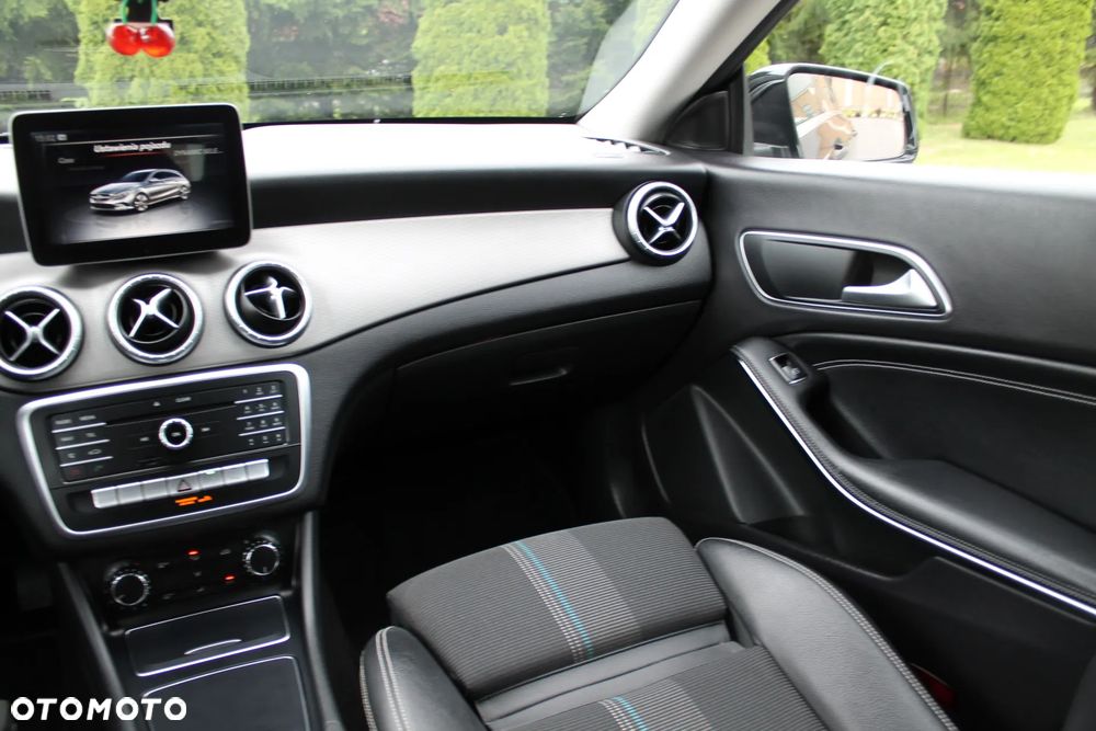 Mercedes-Benz CLA - 29