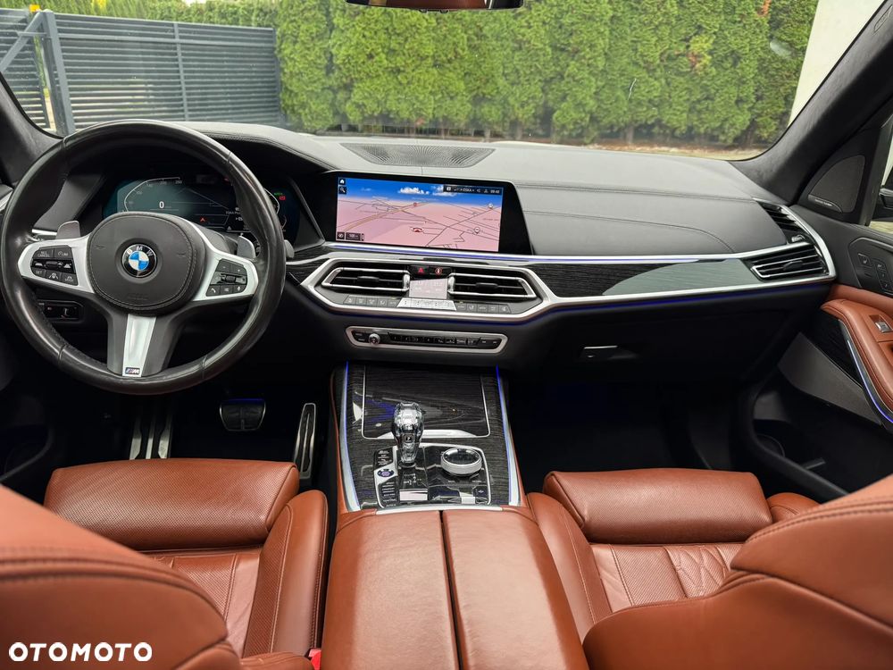 BMW X7 xDrive40i - 29