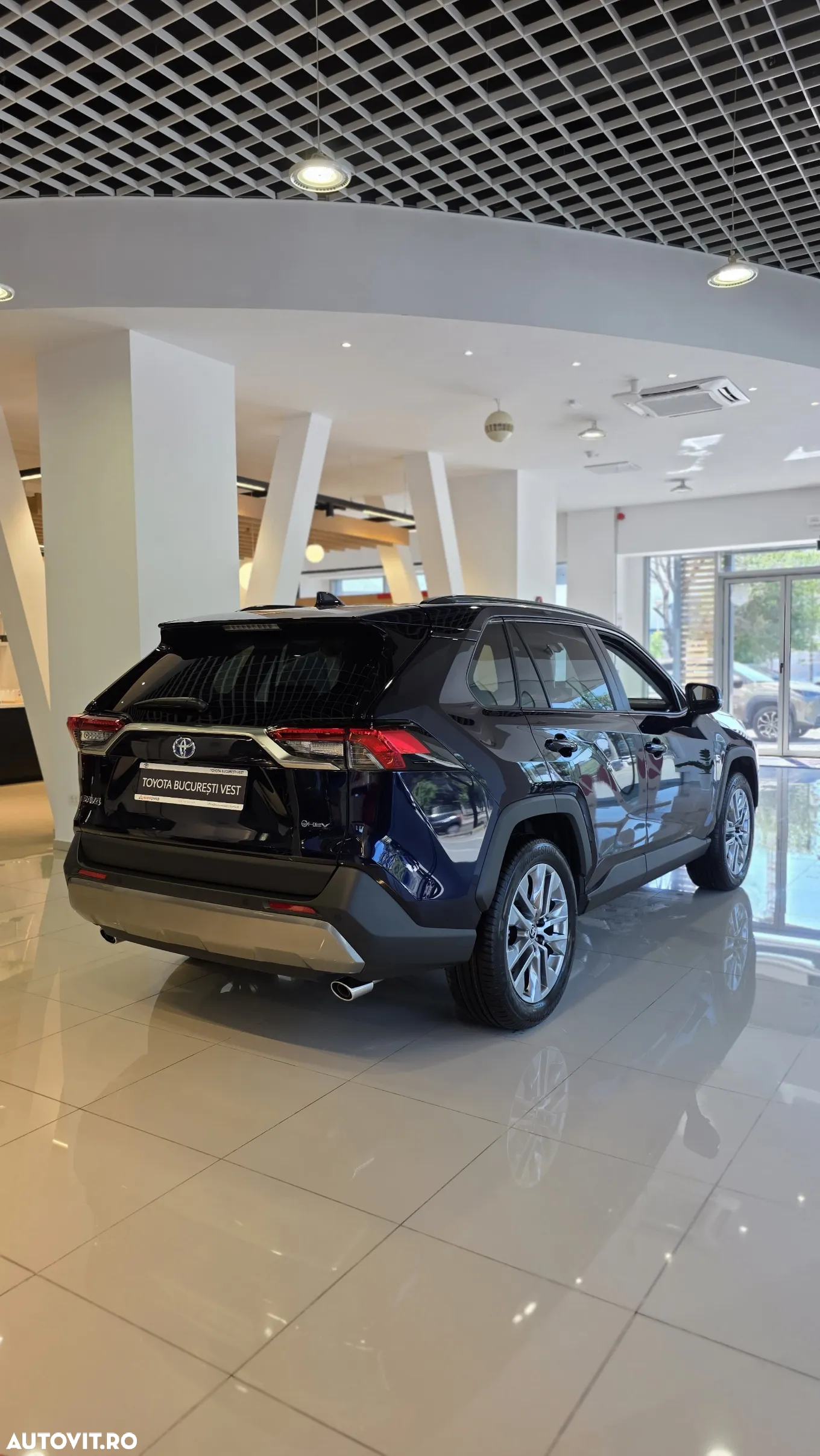 Toyota RAV4 2.5 Hybrid VVT-iE 4x4 Luxury Premium - 6