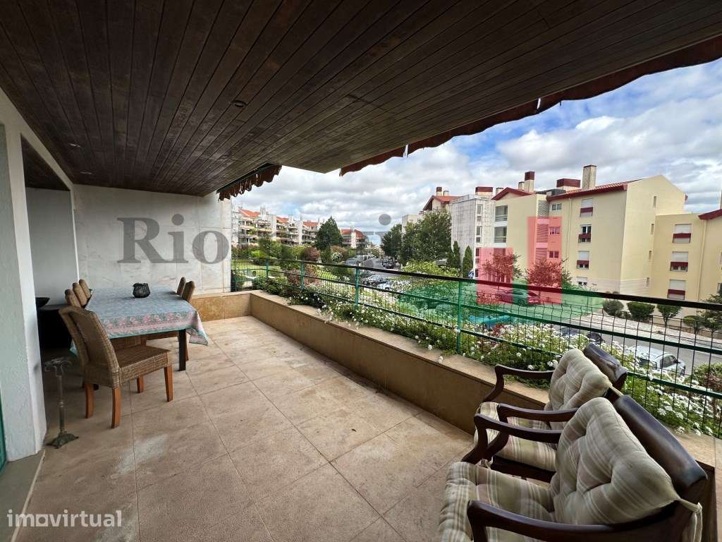 Apartamento T3 no Belas Clube de Campo com 2 Estacionamentos, Terra... - Grande imagem: 4/18