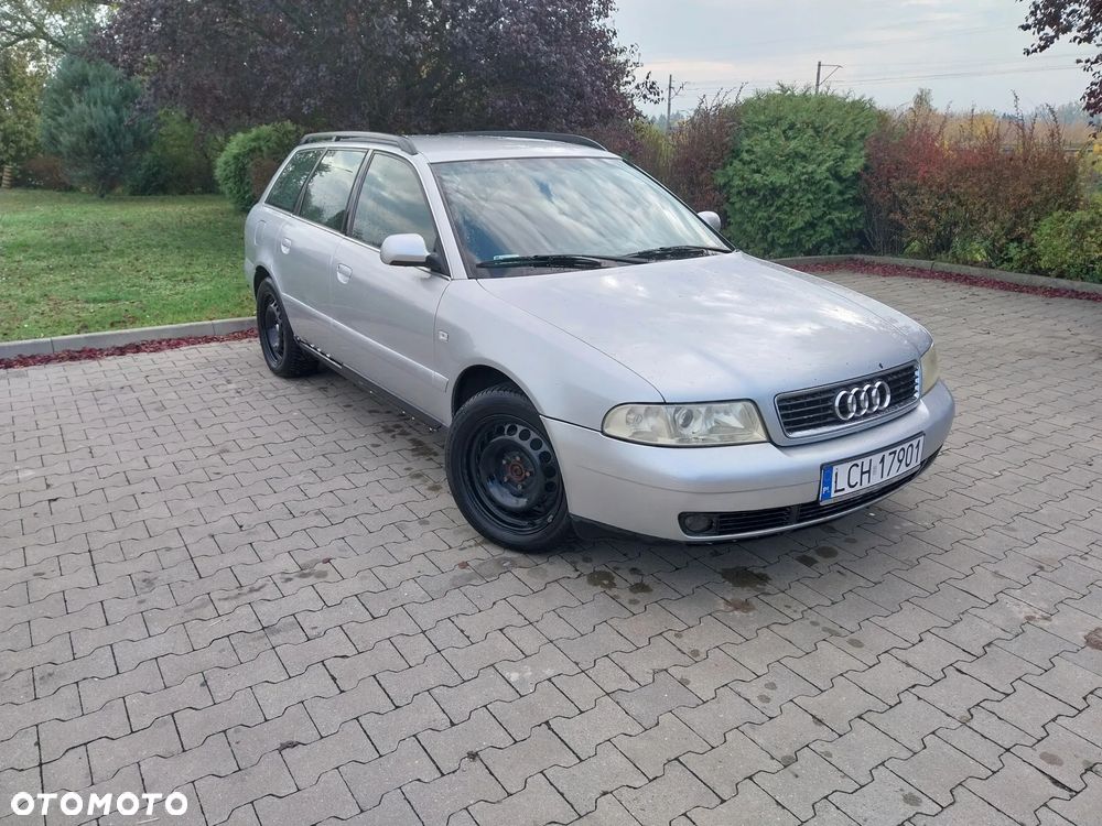 Audi A4 Avant 1999 photo 2