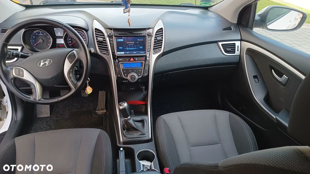 Hyundai i30 1.6 GDI Comfort - 15