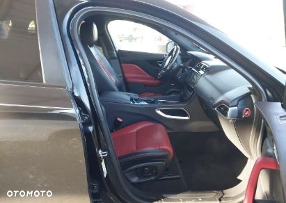 Jaguar F-Pace D200 AWD R-Dynamic Black - 9