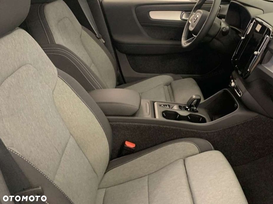 Volvo XC 40 - 14